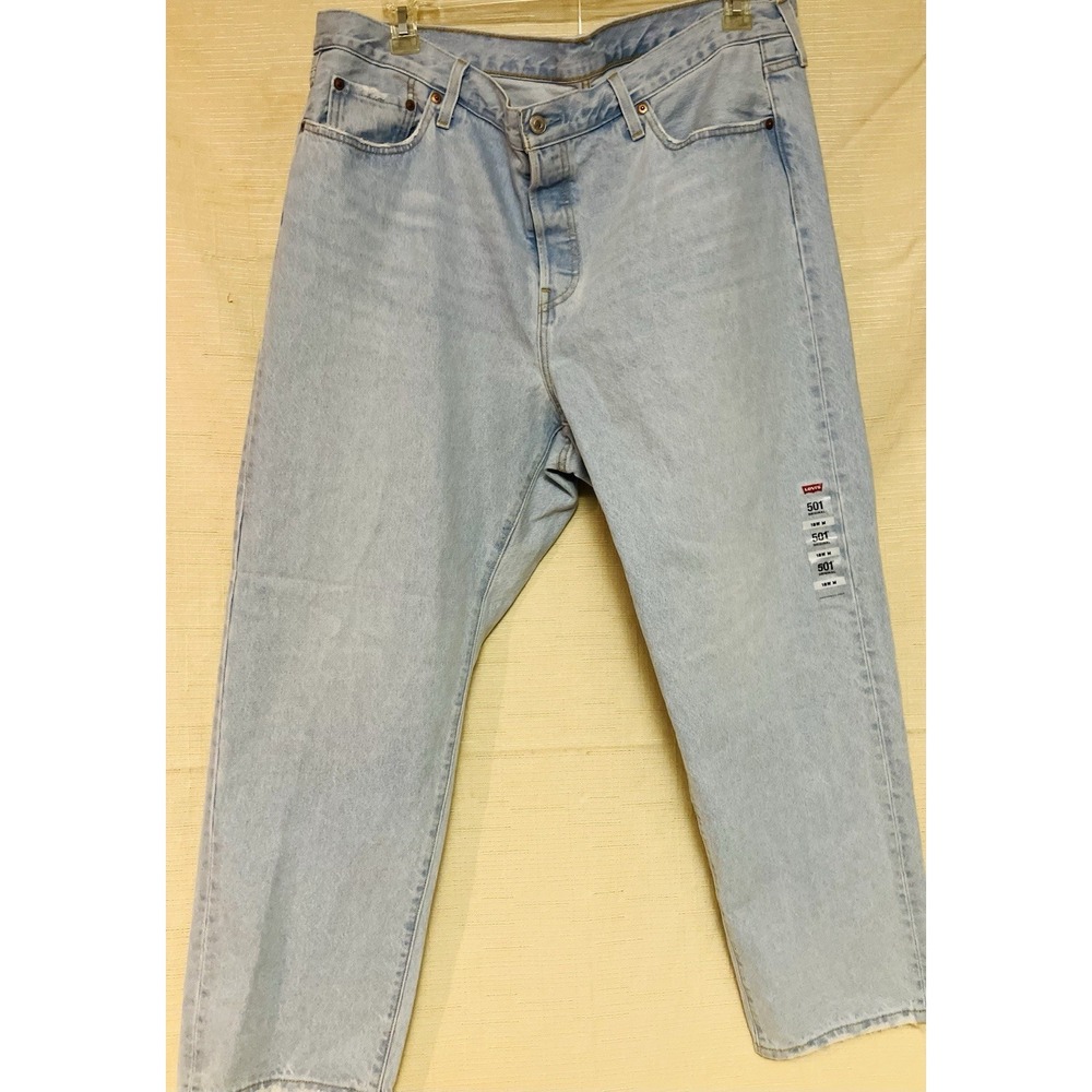 Levi's 501 Button Fly NWOT Women's Jeans Size 18W Medium Light Wash - Picture 5 of 8